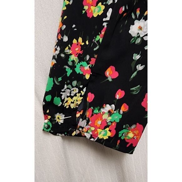 H&M Defined Shoulder Crew-Neck Long Sleeve Multicolor Black Floral Blouse Size L - Picture 8 of 10